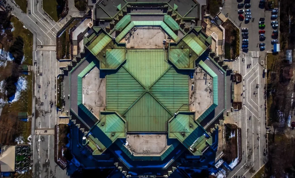 Government Facility Roof Assessment: Requirements, Qualifications, and Process